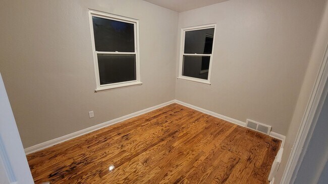 Building Photo - Affordable Two-Bedroom House at Waggoner