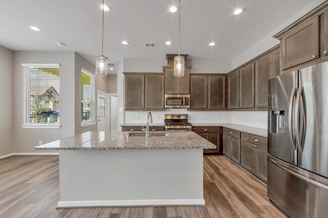 Foto del edificio - 19630 Talley Valley Dr