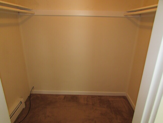 Walk-in closet - 25 Powdermill Rd