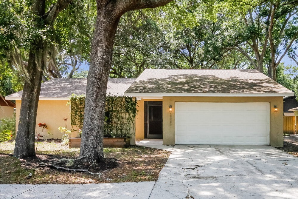 Primary Photo - 3222 Las Brisas Dr