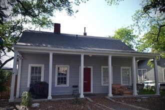 Building Photo - 2800 Salado St