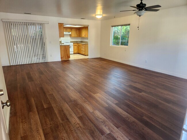 Foto del edificio - 402 24th St