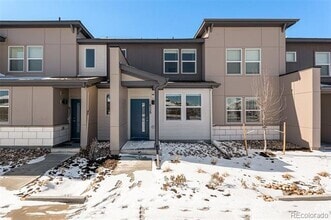 Building Photo - 6529 N Dunkirk St