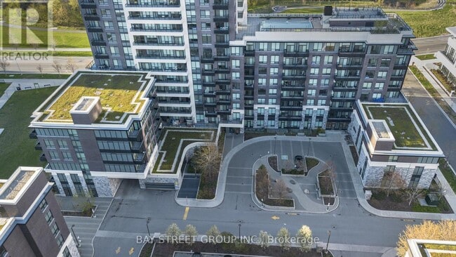 Building Photo - 15 Water Walk Dr