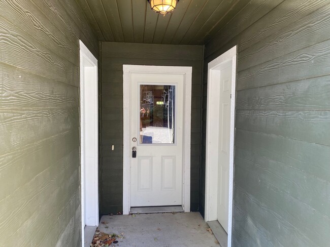 Foto del edificio - 1422 Lincoln St