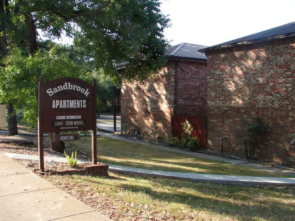 Primary Photo - 3008 Old Houston Rd