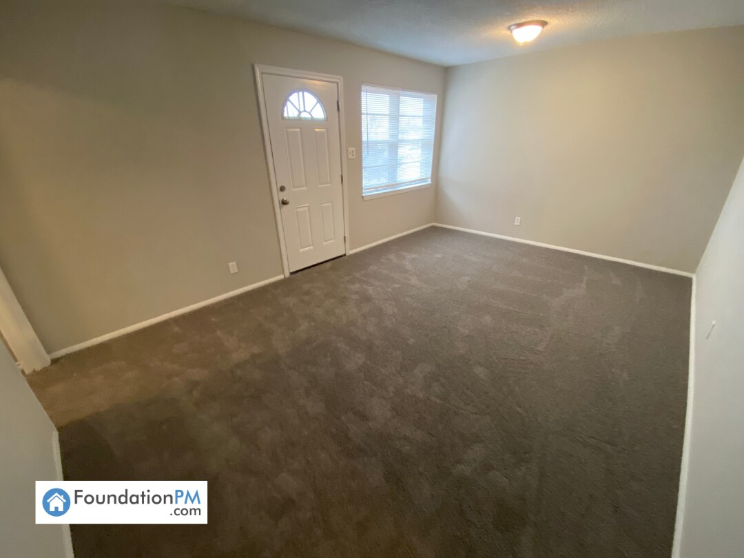 Foto principal - 4621 Cottonwood Rd