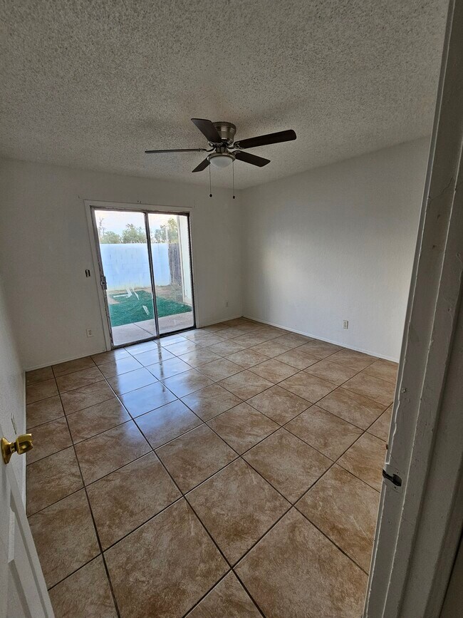 Building Photo - 4845 E Caballero Cir