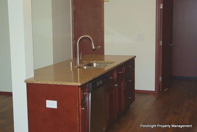 Foto del edificio - 2050 Andress Ln