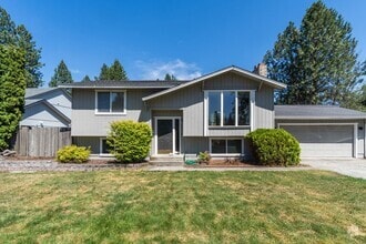 Building Photo - 11824 N Guinevere Dr