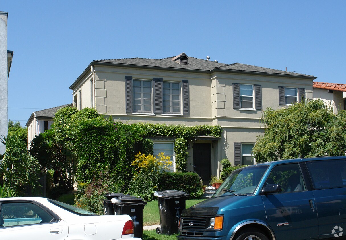 Building Photo - 407 N Hayworth Ave