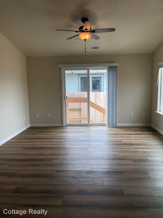19111911 Sagewood Way, McKinleyville, CA 95519 Room for Rent in McKinleyville, CA