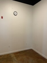 Building Photo - 420 N Adams St