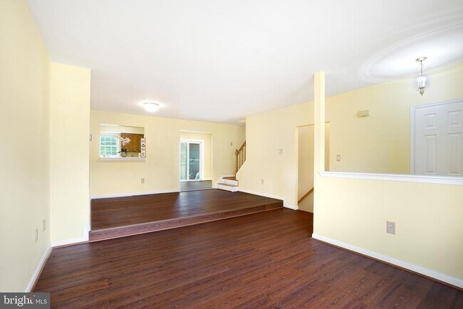 Building Photo - 12305 Sandy Point Ct