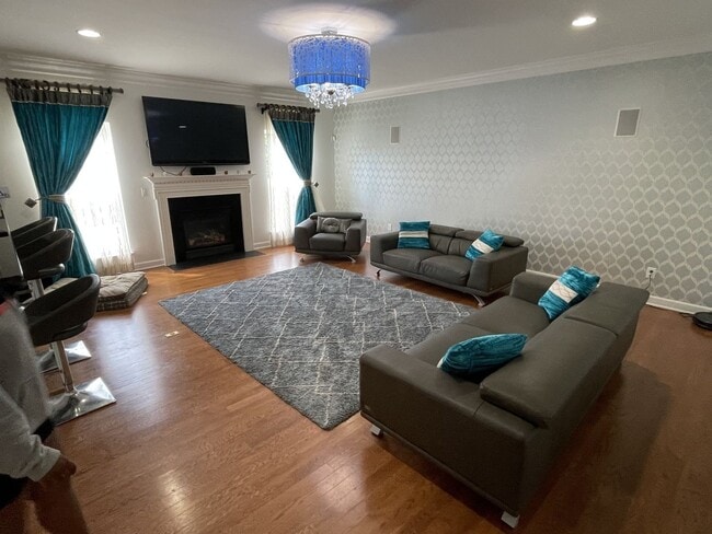 Foto del edificio - Great, large home in Franklin with home theater room!