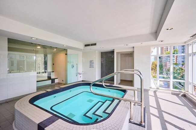 Photo du bâtiment - 878 Seymour St