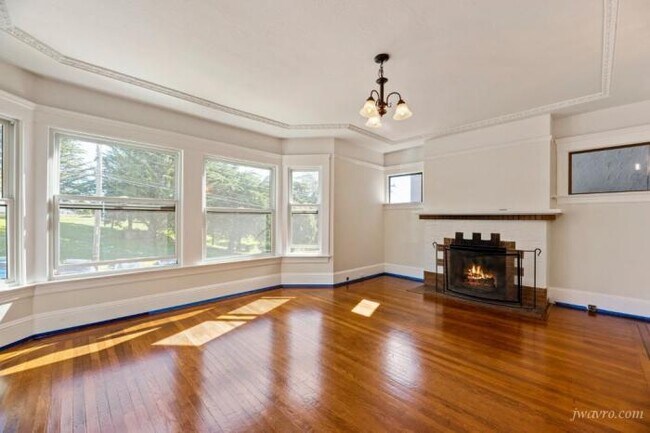Building Photo - 2 bedroom in San Francisco CA 94116