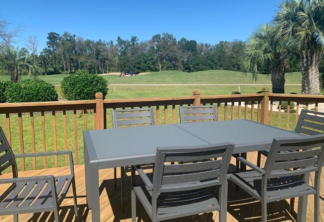 Building Photo - 583 Bucks Trail