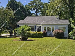 Building Photo - 561 Allendale Dr