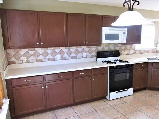 Building Photo - 21014 Creek Edge Court