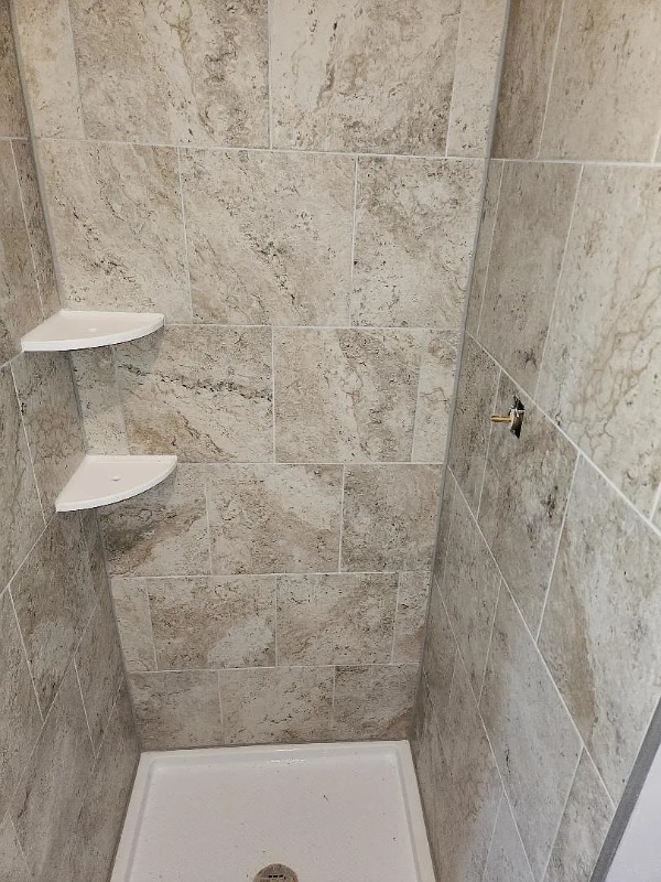 Building Photo - 6 W 6th St