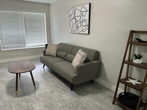 Building Photo - 3771 SW 1st St