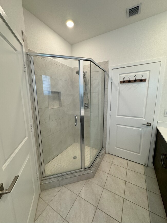 Master Shower - 1763 SE 8th Pl