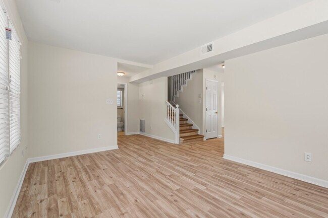Foto del edificio - 119 Sunset Ave NW