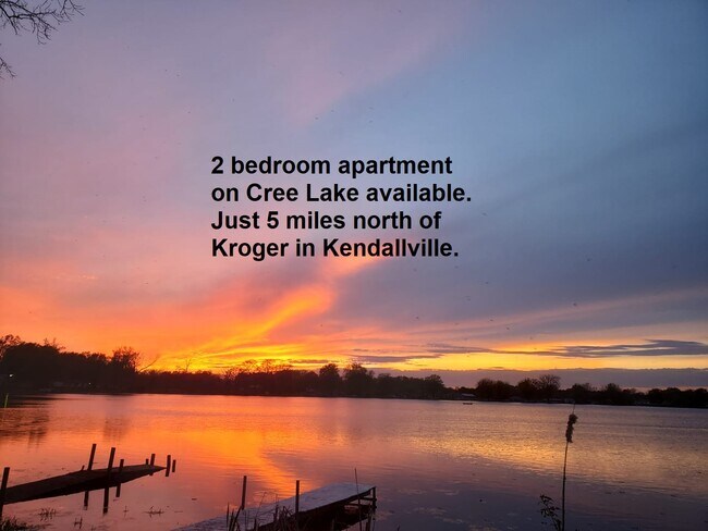 Foto del edificio - 7939 E Cree Lake Dr S