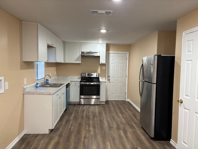 Building Photo - 2075 FM 2625