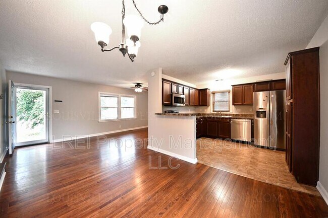 Foto del edificio - 2503 Cottonwood Dr