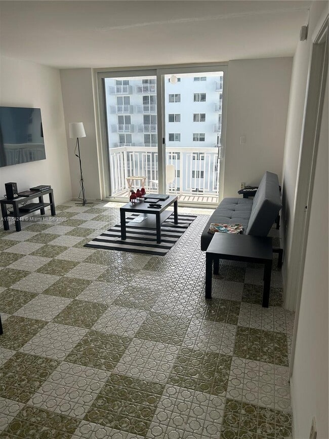 Building Photo - 401 Ocean Dr