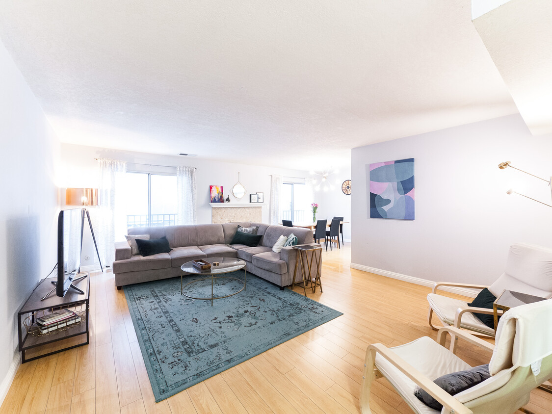 Foto principal - 1750 N Harvard Blvd