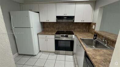 Building Photo - 11245 SW 88th St