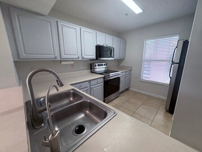 Foto del edificio - 212 16th St