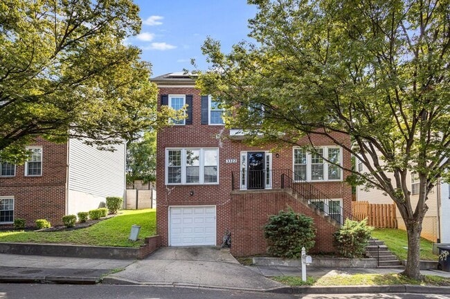 Photo - 3322 Oxon Run Rd SE House