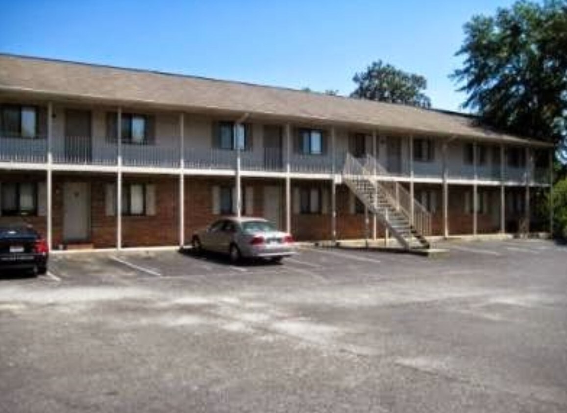Trac II Apartments in Jacksonville, AL