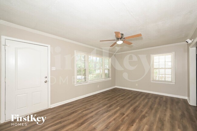 Foto del edificio - 2668 Hood Ave NW