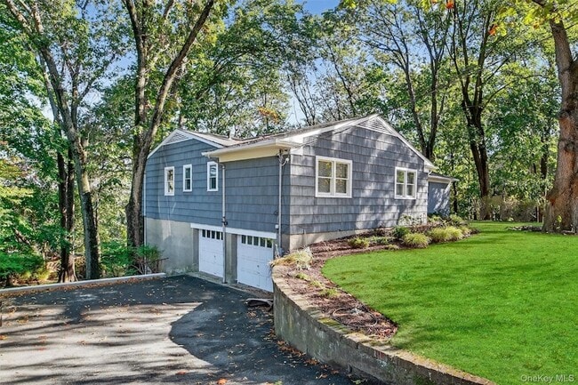 Building Photo - 20 Summit Terrace