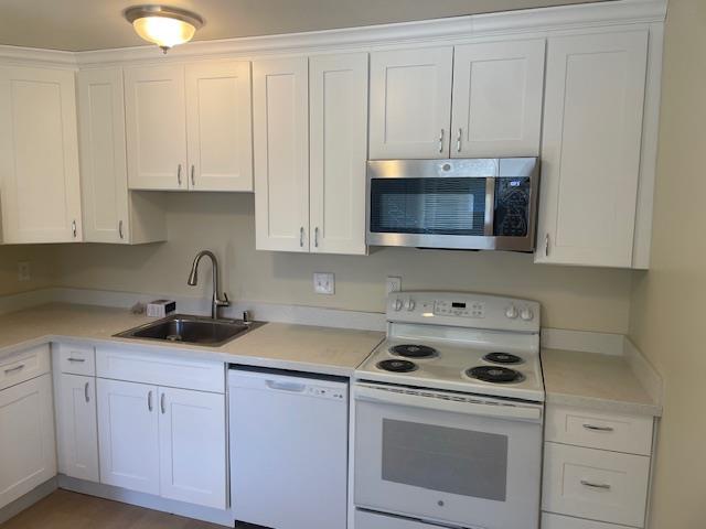 Foto del edificio - 4416 Moorpark Ave