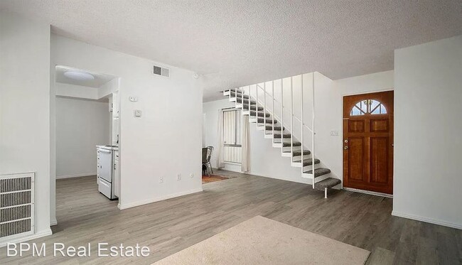 Building Photo - 2 br, 1.5 bath House - 4701 Belle Terrace ...
