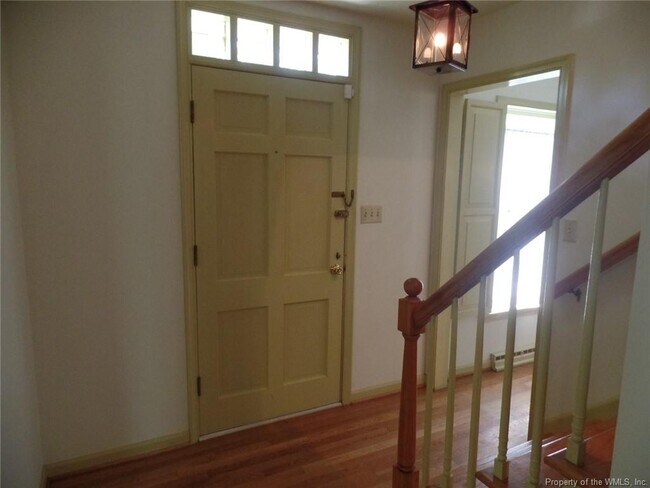 Foto del edificio - 111 John Tyler Ln