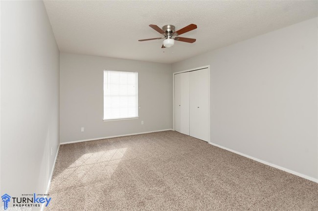 Building Photo - 15 Powhatan Dr