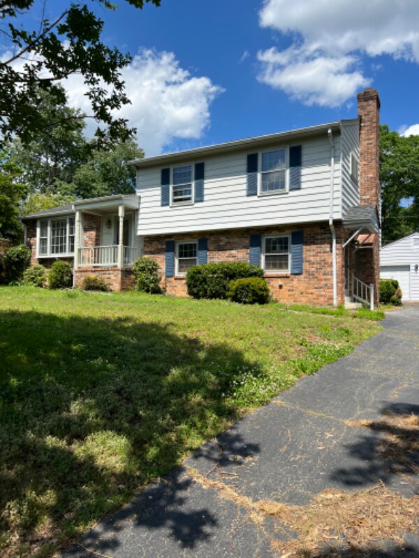 Primary Photo - 1507 Westshire Ln