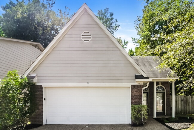 Building Photo - 10229 Cottage Farms Dr