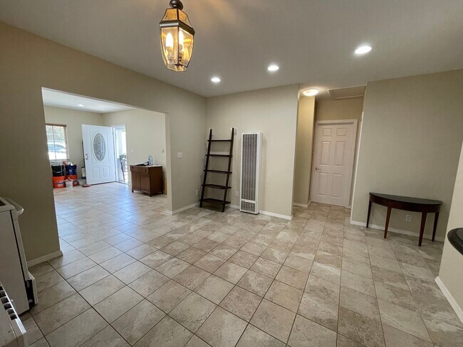 Dining room - 11821 Culver Blvd