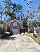 Building Photo - 445 Teal Ln