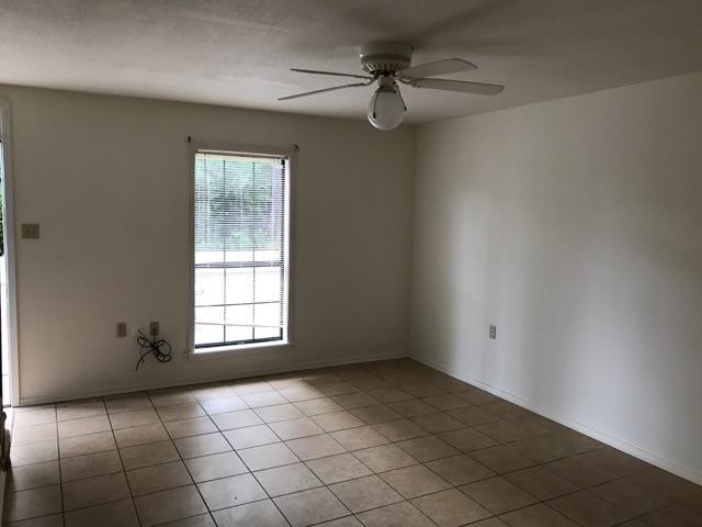 Foto del edificio - 119 Magnolia Dr