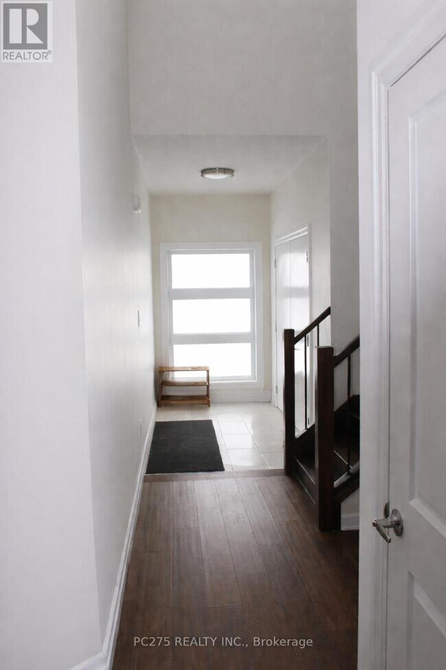 Photo du bâtiment - 2949 Biddulph Street