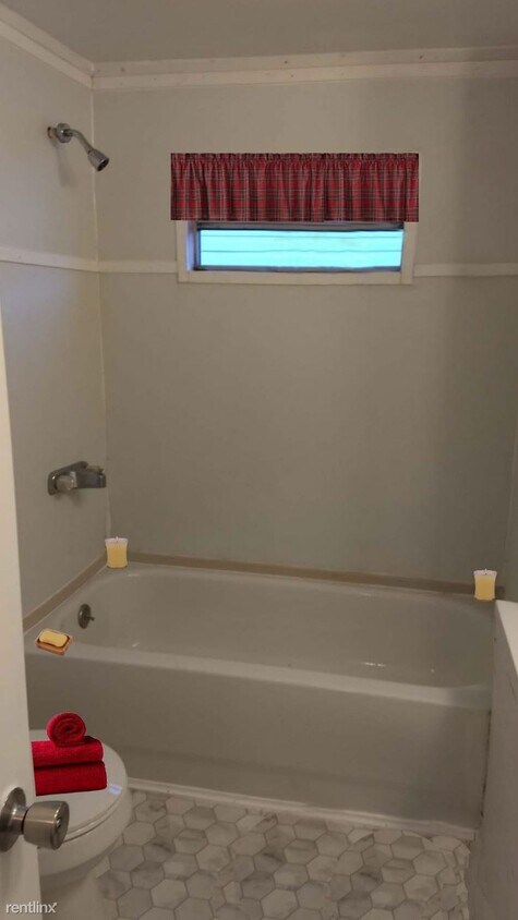 2 br, 1 bath Mobile Home - Glennwood And J... - 4